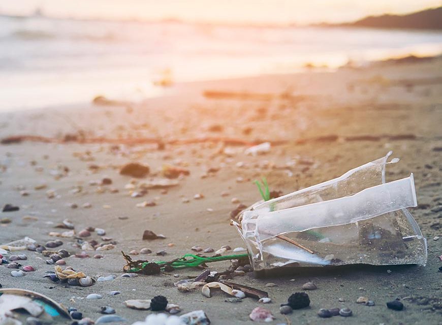 Los efectos negativos del plástico sobre el mar